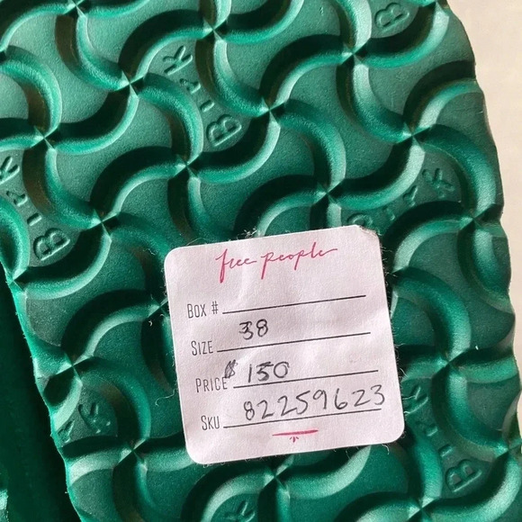 NWOT Birkenstock Uji Nubuck-Suede Sandals Size 38 - Picture 11 of 12